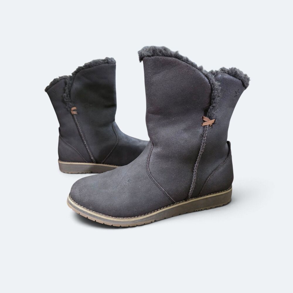 EMU Australia Bells Beach Lo Suede Sheepskin Winter Boots Charcoal W10
